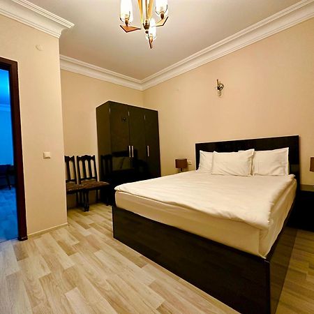 Hotel Tsereteli Batumi Eksteriør billede